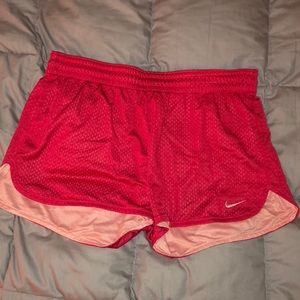 Nike shorts size medium